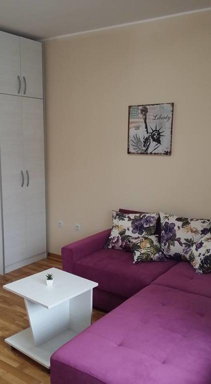 Apartments Secer Sokak Surcin Exterior photo