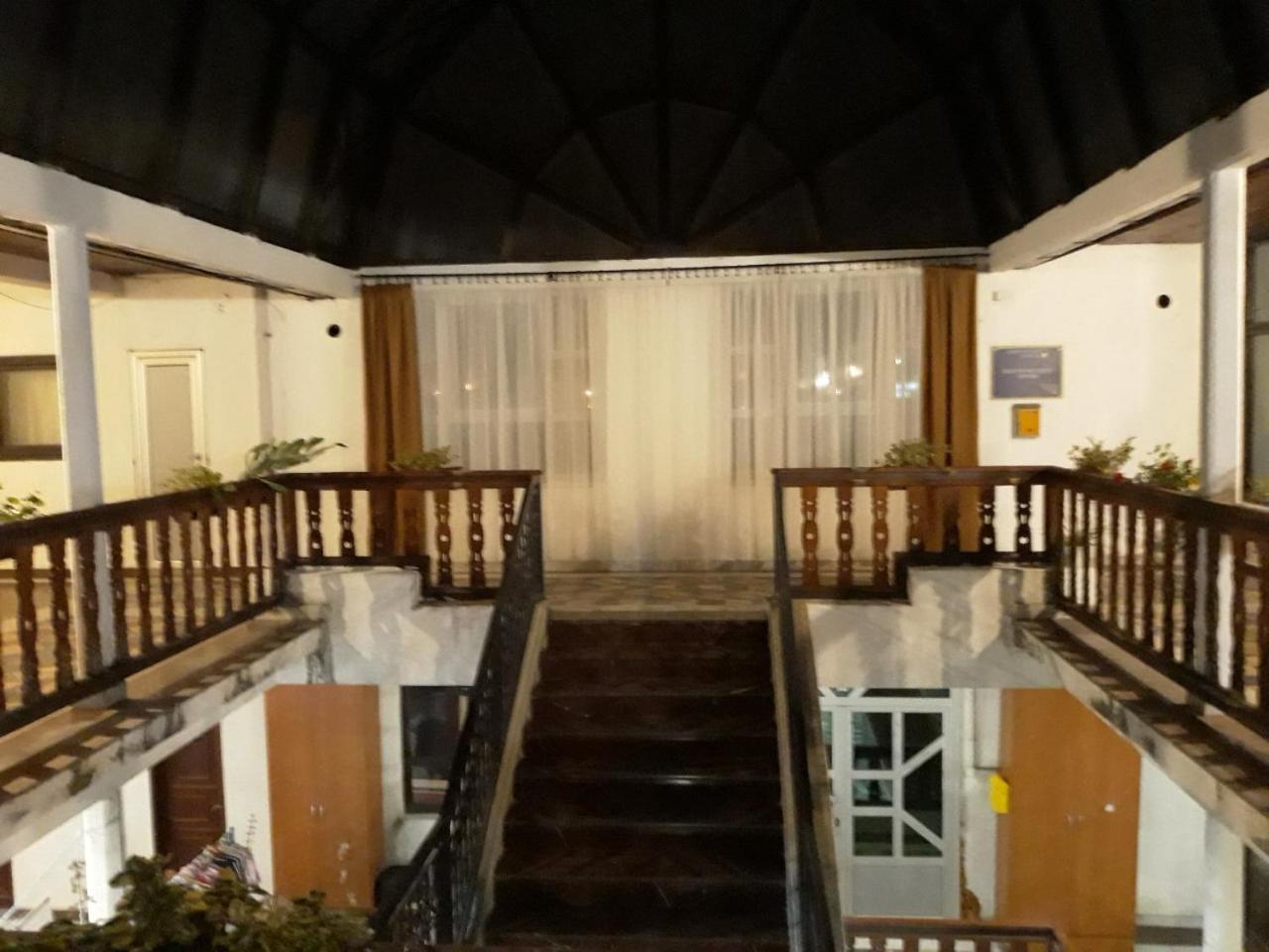 Apartments Secer Sokak Surcin Exterior photo